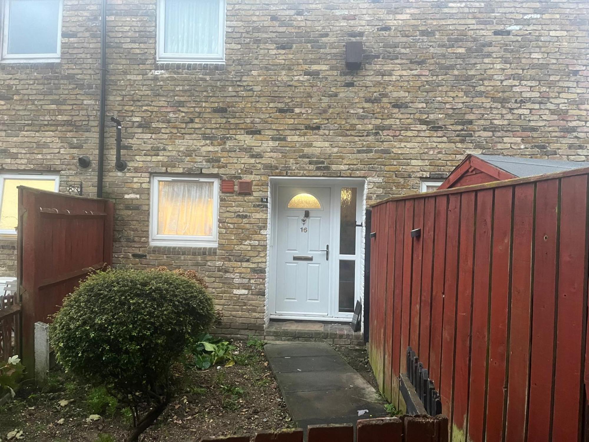 Queenomega'S Home Stay ロンドン エクステリア 写真