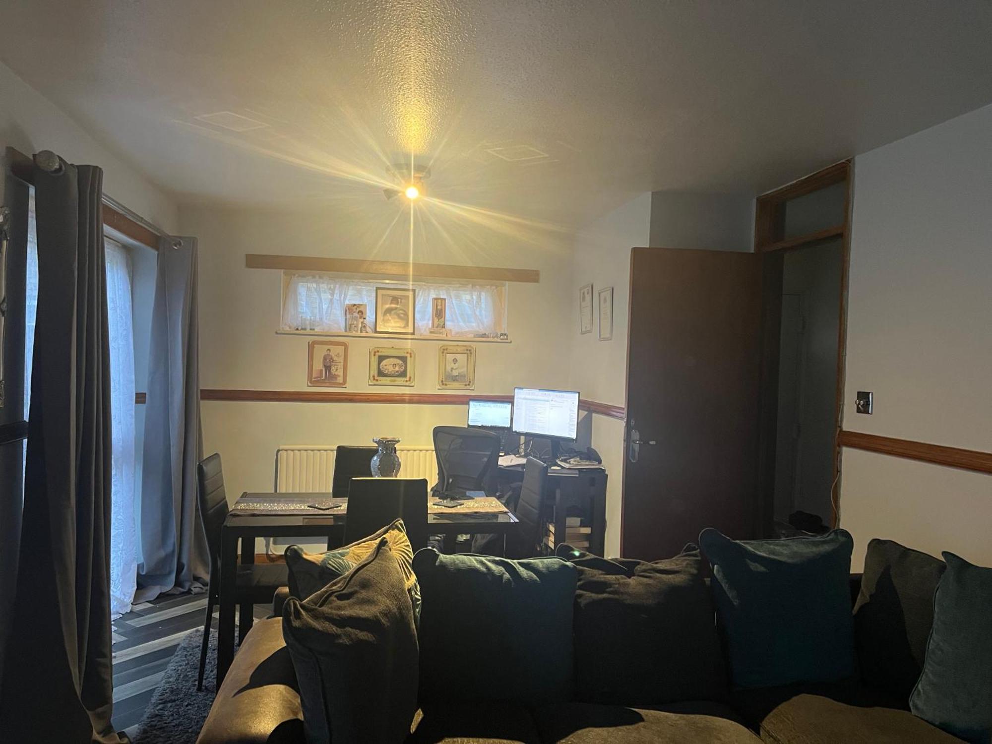 Queenomega'S Home Stay ロンドン エクステリア 写真