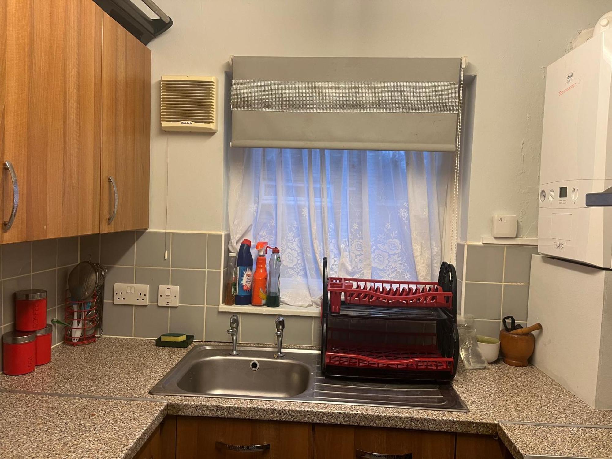 Queenomega'S Home Stay ロンドン エクステリア 写真