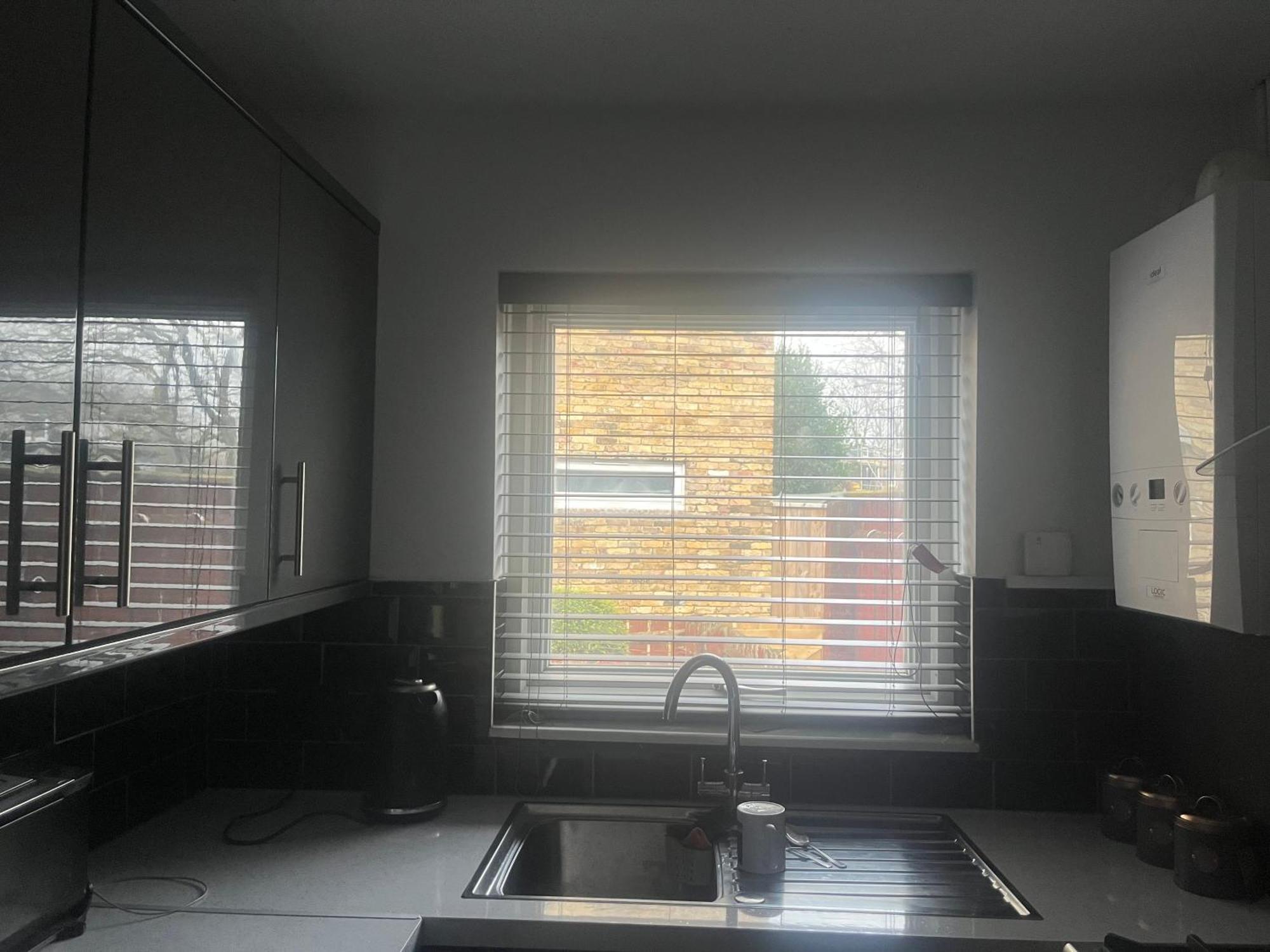 Queenomega'S Home Stay ロンドン エクステリア 写真